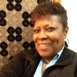 Meet your Posher, Iris